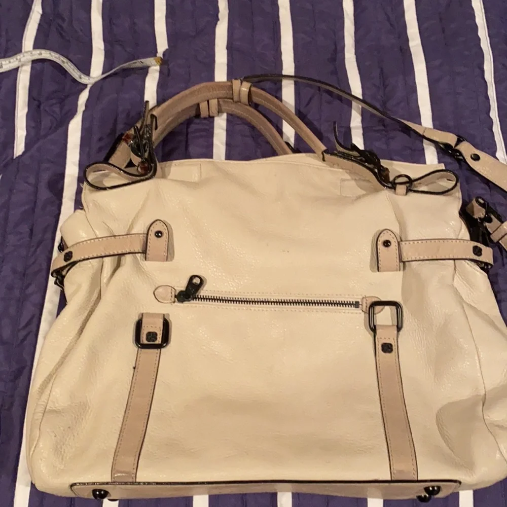 Elliot Lucca Cream Crossbody Bag - Picture 9 of 12